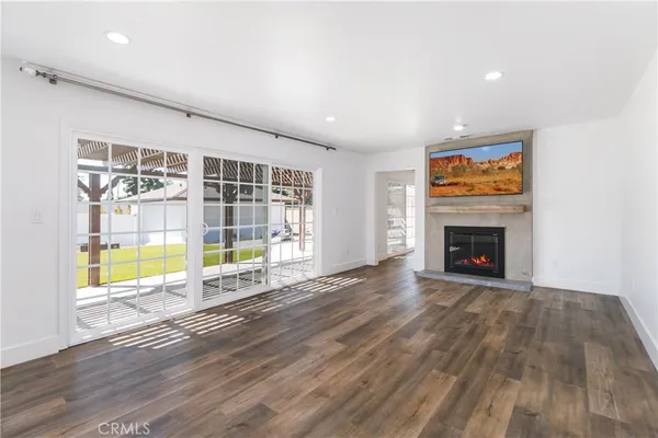 $1,189,000 | 20800 Chatsworth Street, Chatsworth, CA 91311