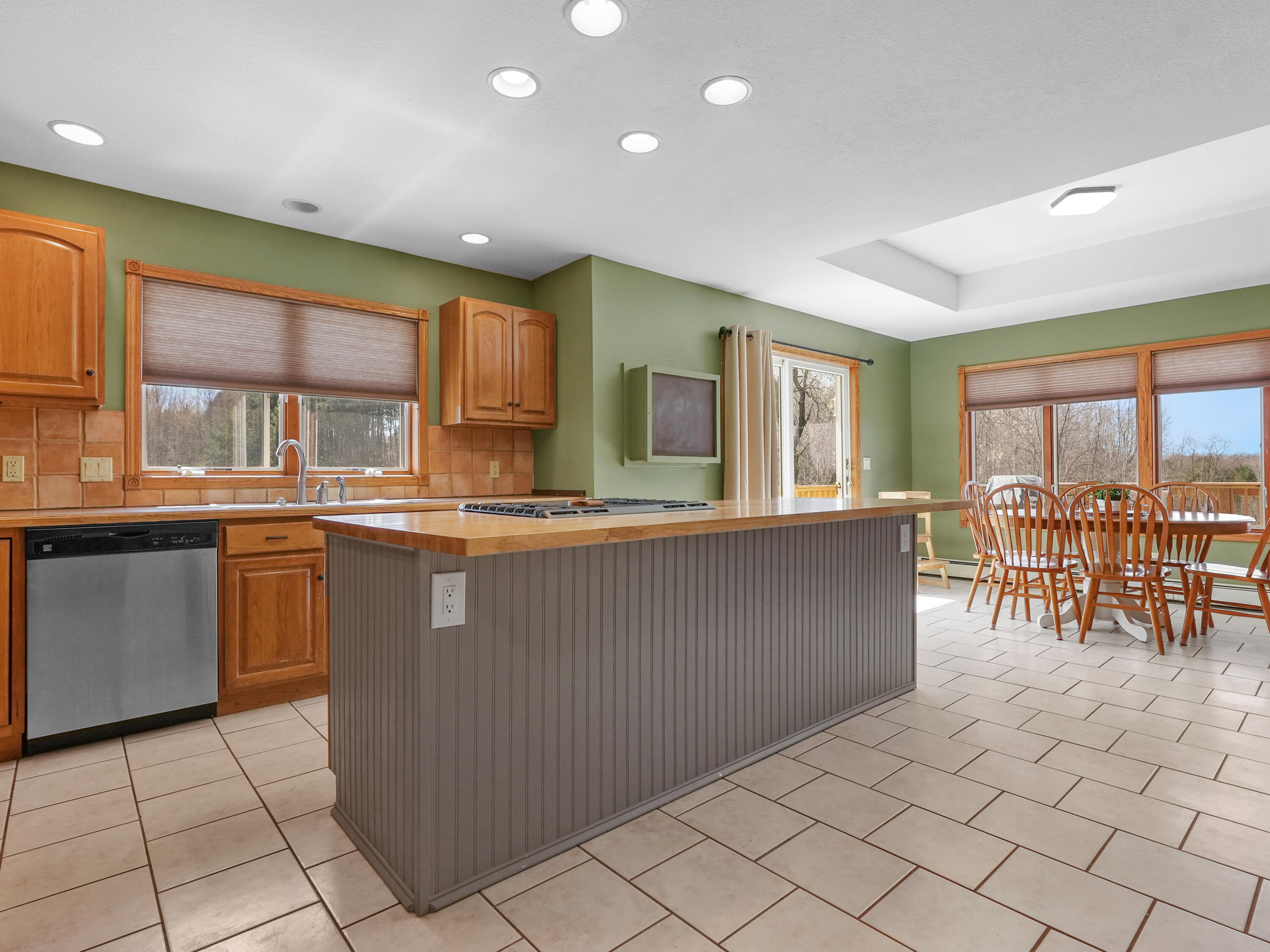 8188 South 41 Road Cadillac, MI 49601 - Photo 12 of 50 DSC03998