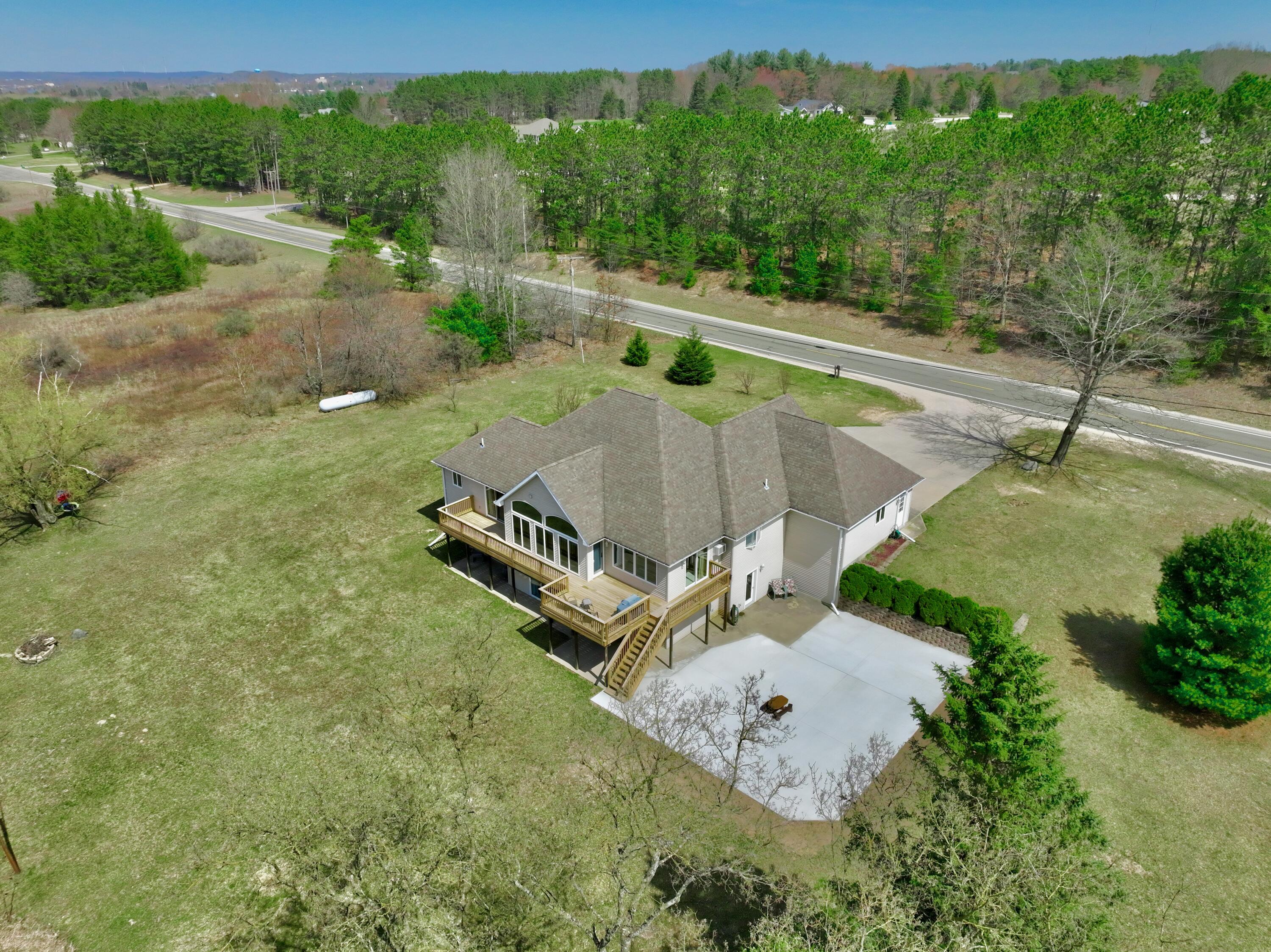 8188 South 41 Road Cadillac, MI 49601 - Photo 4 of 50 DJI_0473