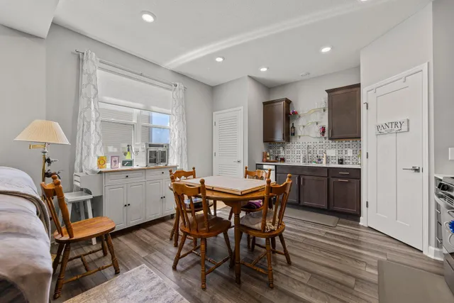 $769,900 | 4617 Cobalt Lane, Woodbury, MN 55129