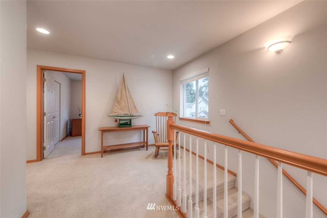 422 196th Street Southeast Bothell, WA 98012 - Photo 11 of 22
