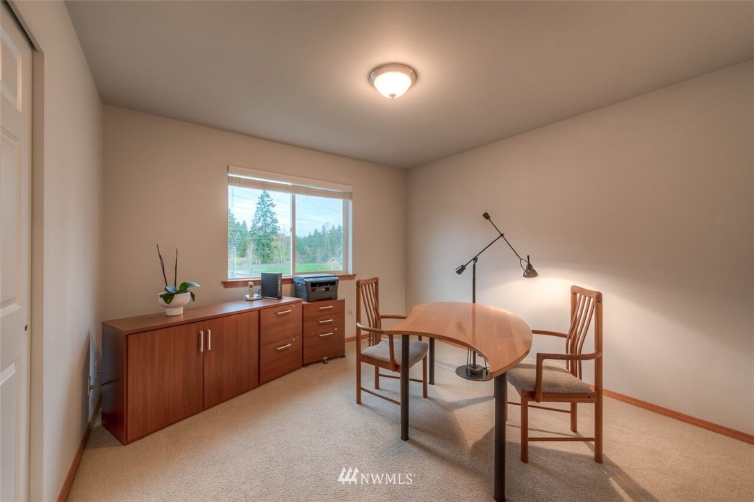 422 196th Street Southeast Bothell, WA 98012 - Photo 14 of 22
