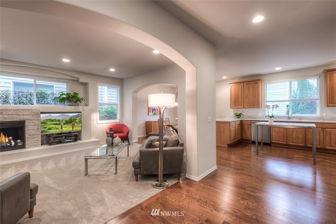 422 196th Street Southeast Bothell, WA 98012 - Photo 5 of 22