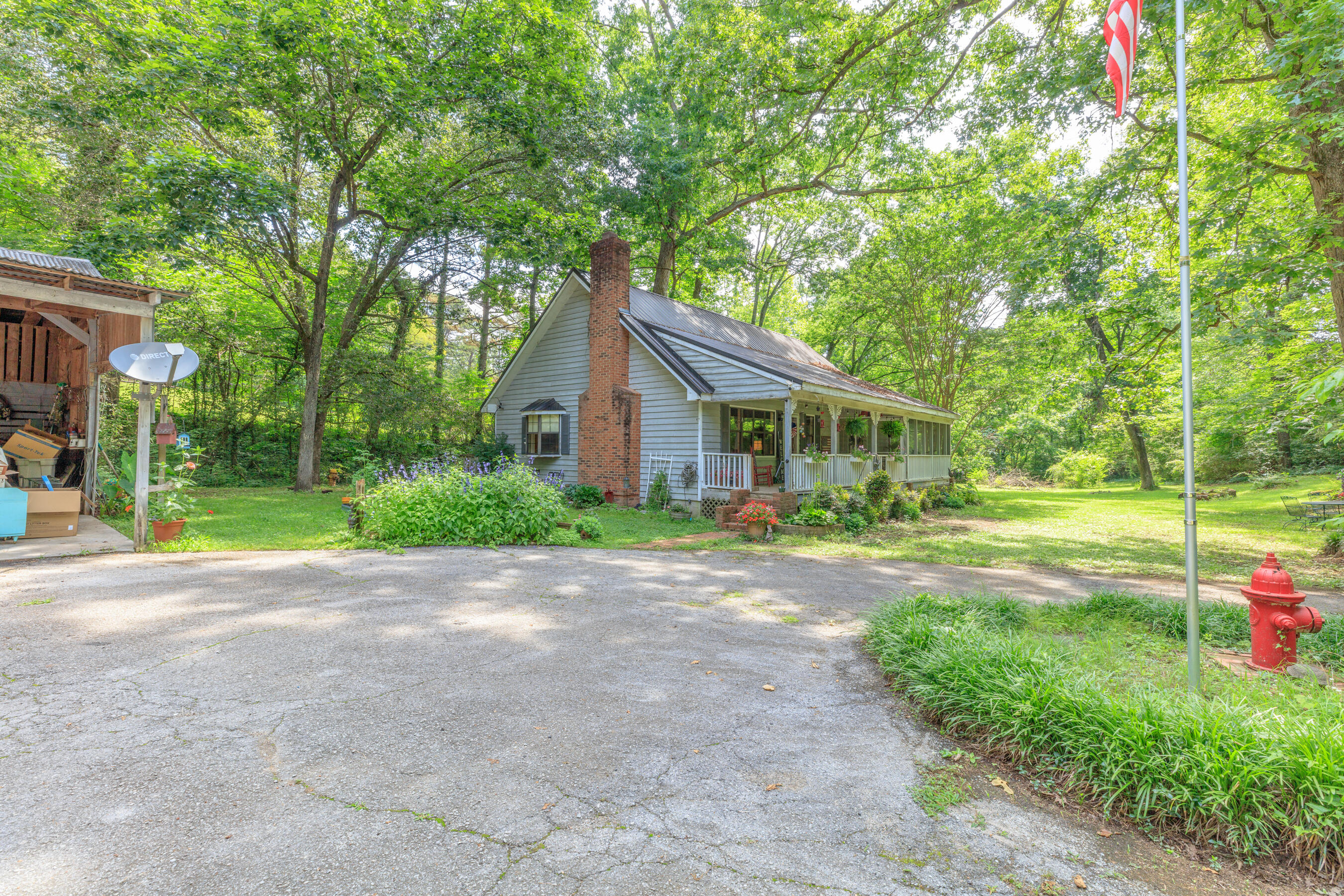 9527 East Brainerd Road Chattanooga, TN 37421 - Photo 11 of 52 9527 E Brainerd HD -13