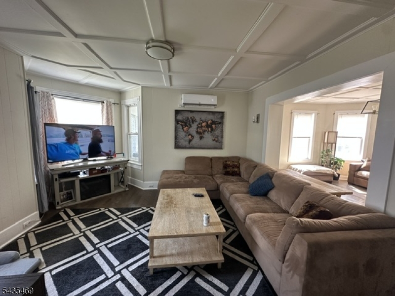 3 Dumont Road Far Hills, NJ 07931 - Photo 3 of 15