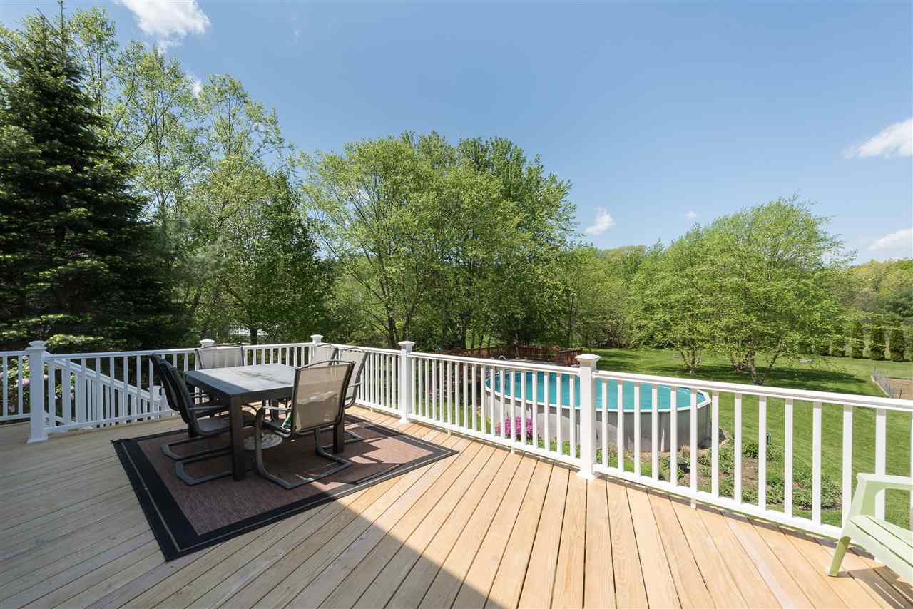 7 Union Road Stratham, NH 03885 - Photo 4 of 40