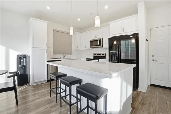 $2,950 | 556 Enzo Street, Lake Elsinore, CA 92530