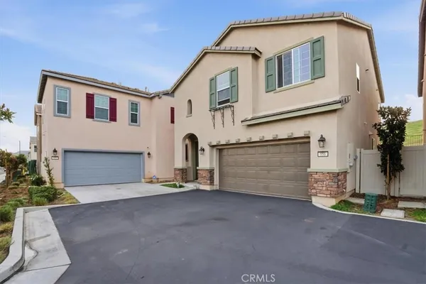 $2,950 | 556 Enzo Street, Lake Elsinore, CA 92530