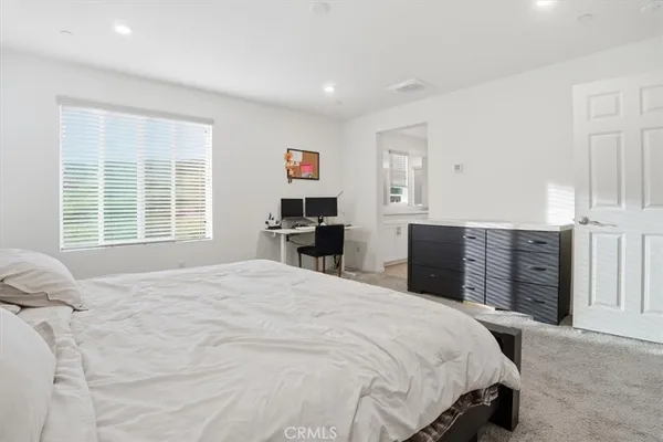 $2,950 | 556 Enzo Street, Lake Elsinore, CA 92530