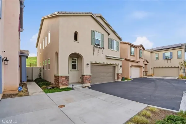 $2,950 | 556 Enzo Street, Lake Elsinore, CA 92530