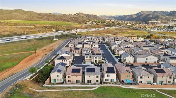 $2,950 | 556 Enzo Street, Lake Elsinore, CA 92530