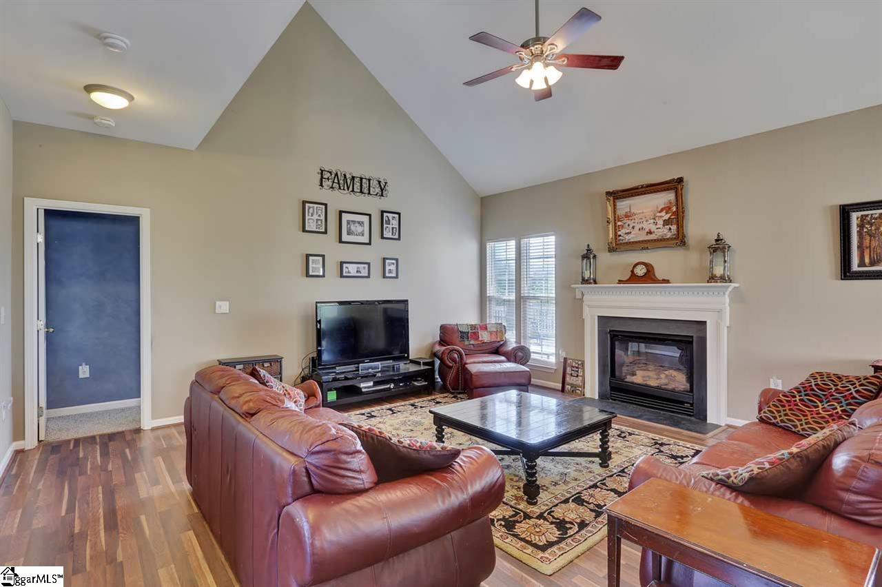 223 Highgate Circle Greer, SC 29650 - Photo 15 of 36 Gallery Image 15