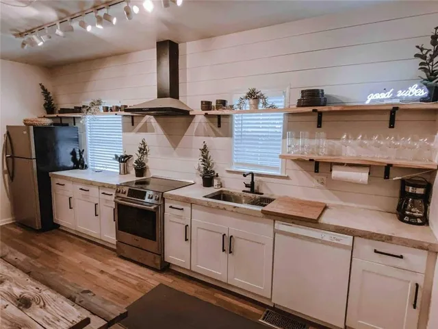 $599,000 | 94 Moury Avenue Southeast, Atlanta, GA 30315