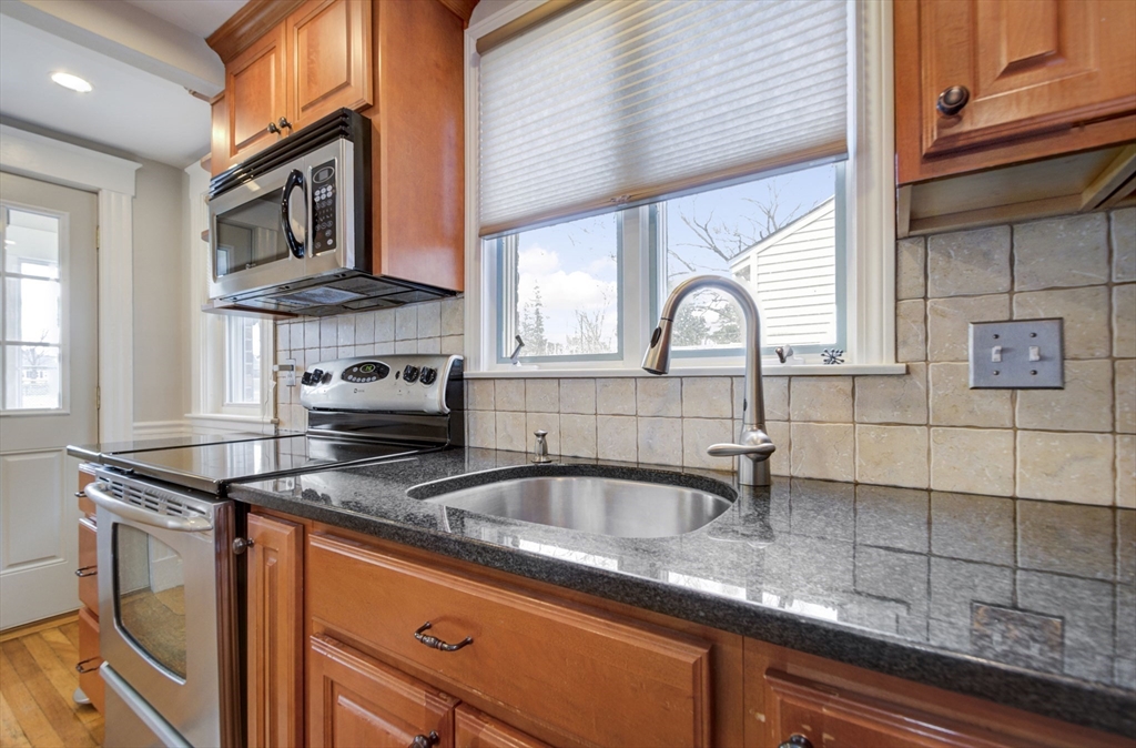 81 Mayall Road Waltham, MA 02453 - Photo 15 of 38 Gallery Image 15