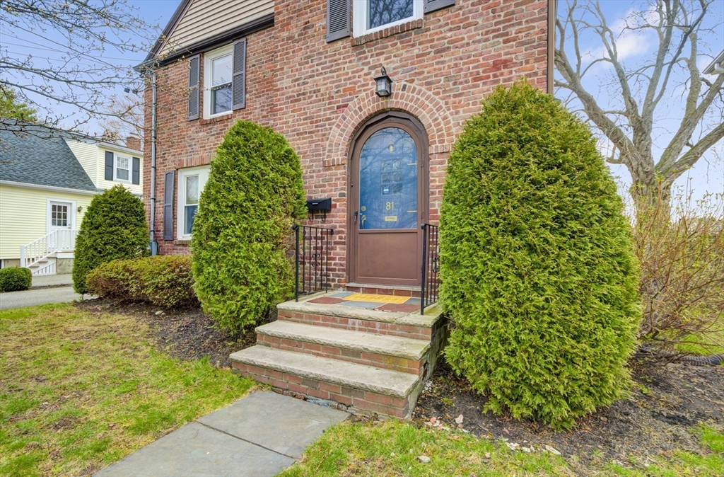 81 Mayall Road Waltham, MA 02453 - Photo 2 of 38 Gallery Image 2