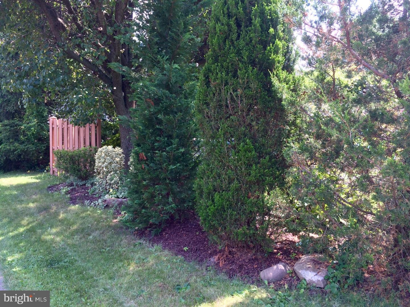 54 Ridgewood Way Burlington, NJ 08016 - Photo 19 of 21 Exterior Side
