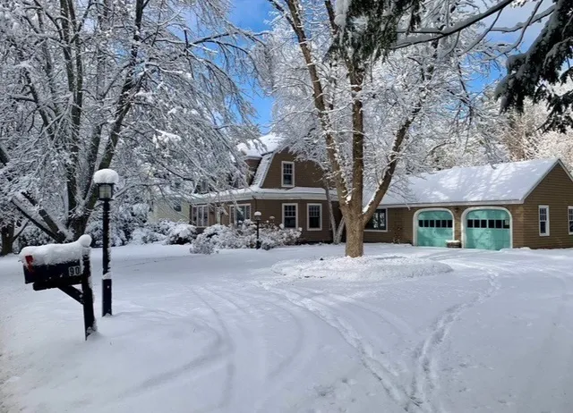 $1,395,000 | 90 Barretts Mill Road, Concord, MA 01742