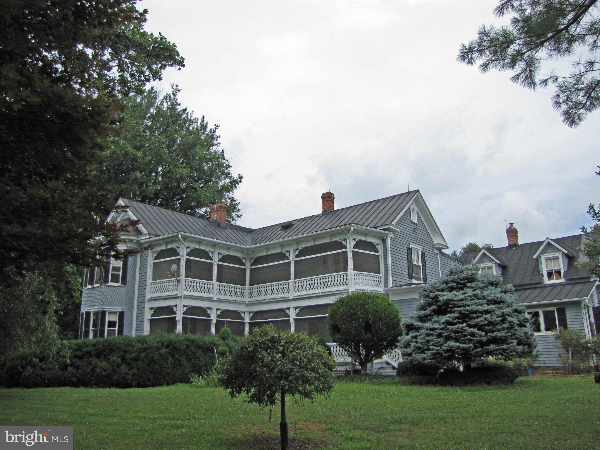 2879 Leeds Manor Road Markham, VA 22643 - Photo 21 of 30 Exterior (Rear)
