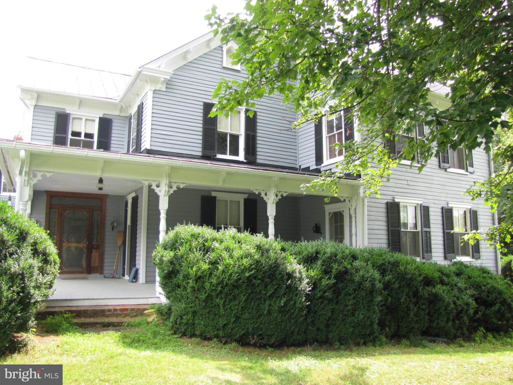 2879 Leeds Manor Road Markham, VA 22643 - Photo 22 of 30 Exterior (Front)