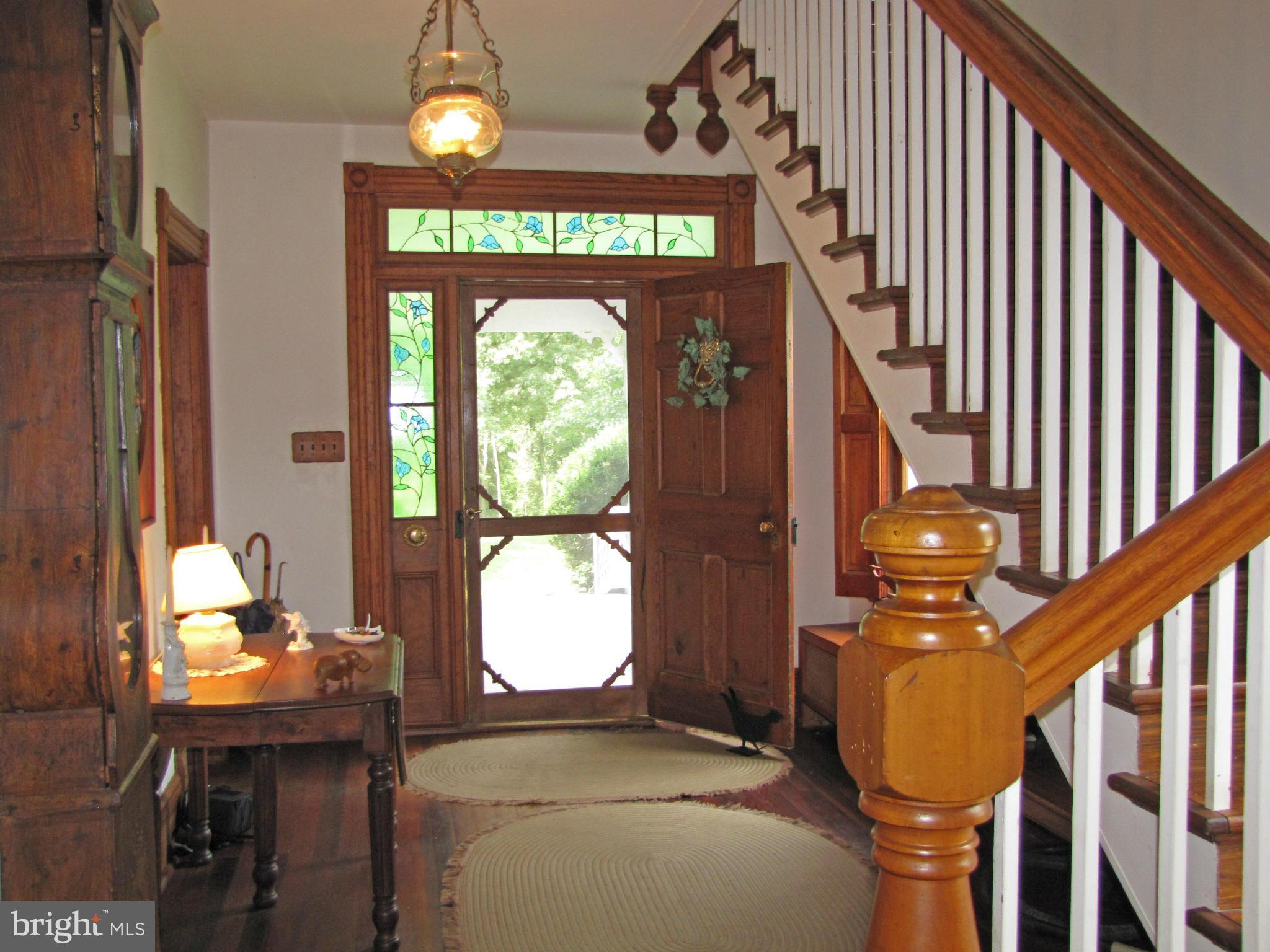 2879 Leeds Manor Road Markham, VA 22643 - Photo 4 of 30 Entry hall