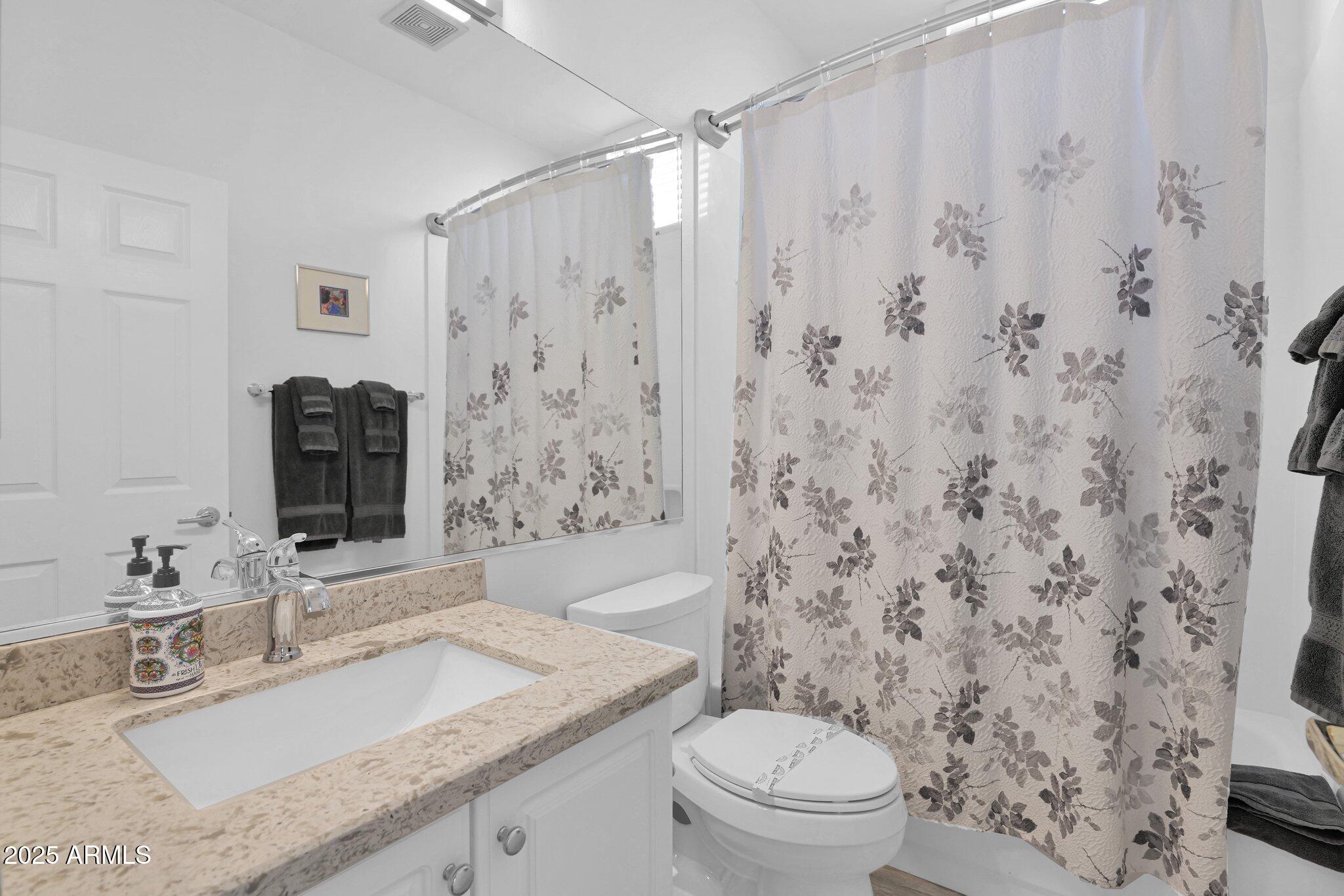8270 North Hayden Road, Unit 2013 Scottsdale, AZ 85258 - Photo 15 of 53 Bath 2