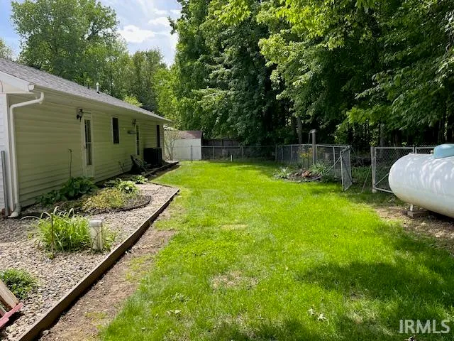 $279,900 | 9451 South Amanda Drive, Claypool, IN 46510