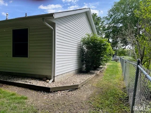 $279,900 | 9451 South Amanda Drive, Claypool, IN 46510