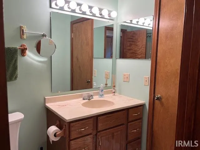 $279,900 | 9451 South Amanda Drive, Claypool, IN 46510