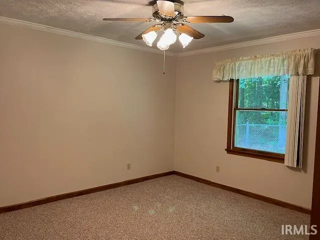 $279,900 | 9451 South Amanda Drive, Claypool, IN 46510