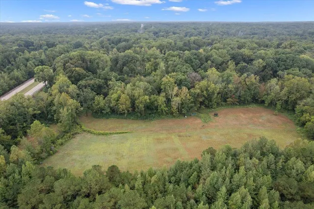 a view of a field with a sink