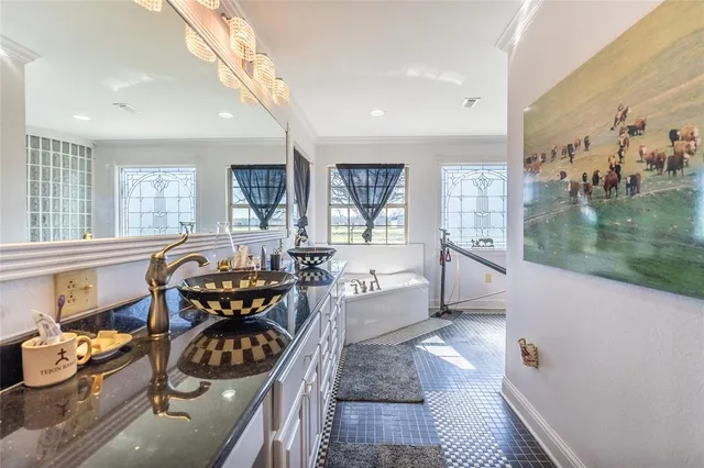 $725,000 | 511 County Road 161, Long Branch, TX 75669