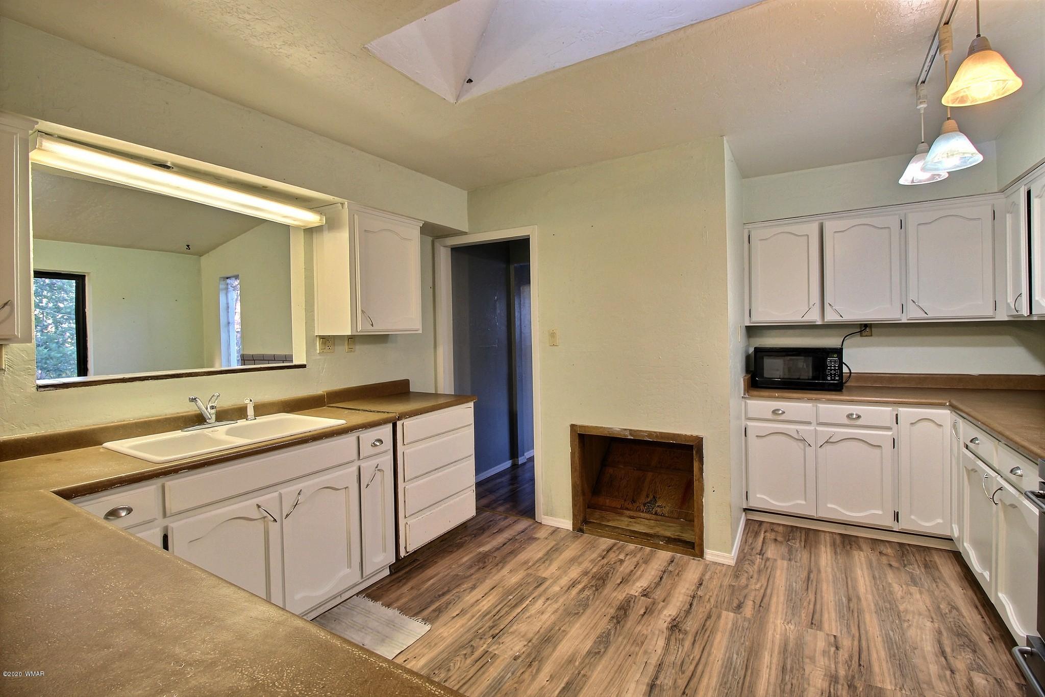 1291 East Woolford Road Show Low, AZ 85901 - Photo 2 of 23