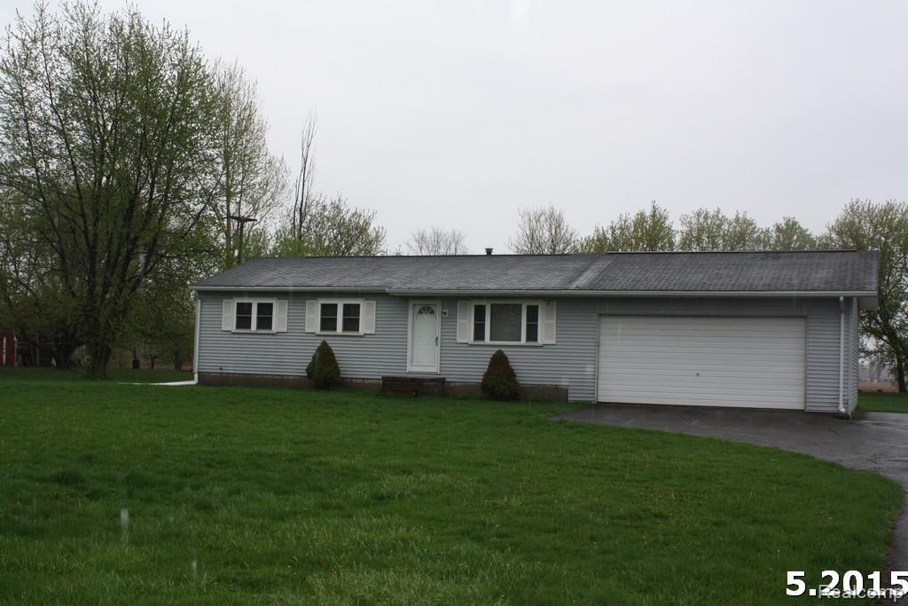 6360 Dryden Road Almont, MI 48003 - Photo 1 of 10 IMG_8637.jpg