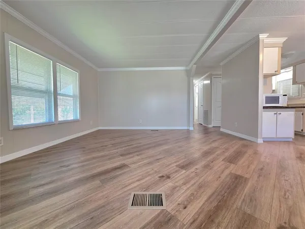 $1,350 | 36801 Camelia Court, Zephyrhills, FL 33542