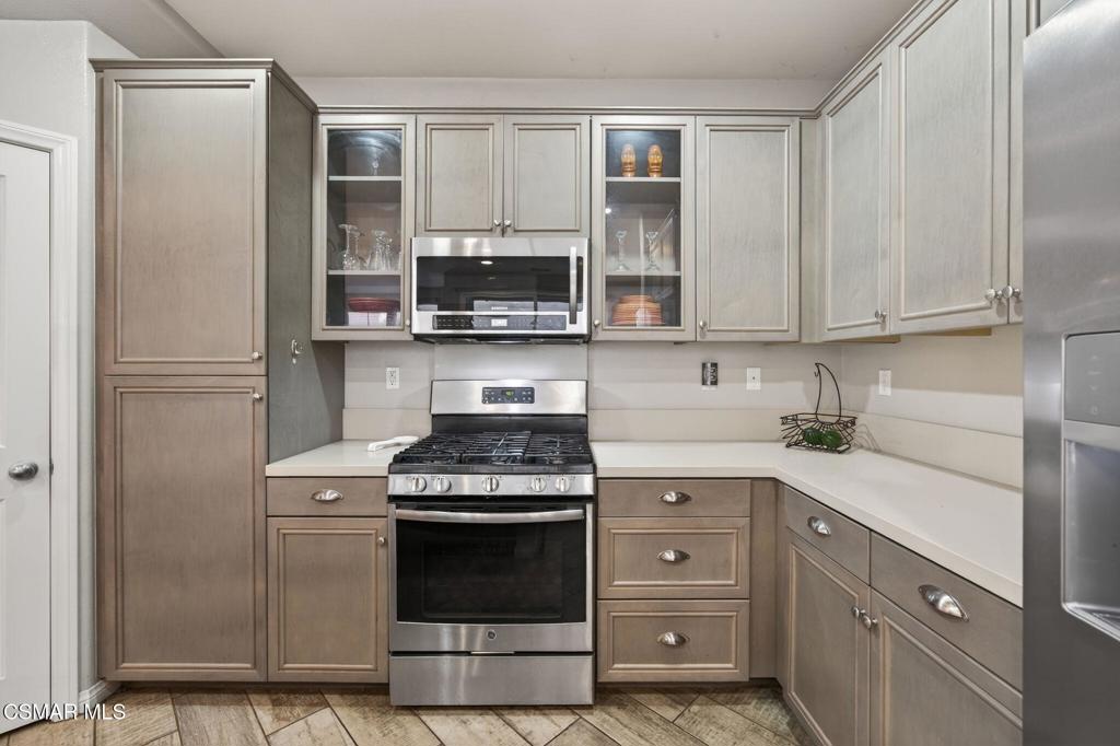 178 Stagetrail Road Camarillo, CA 93010 - Photo 13 of 42