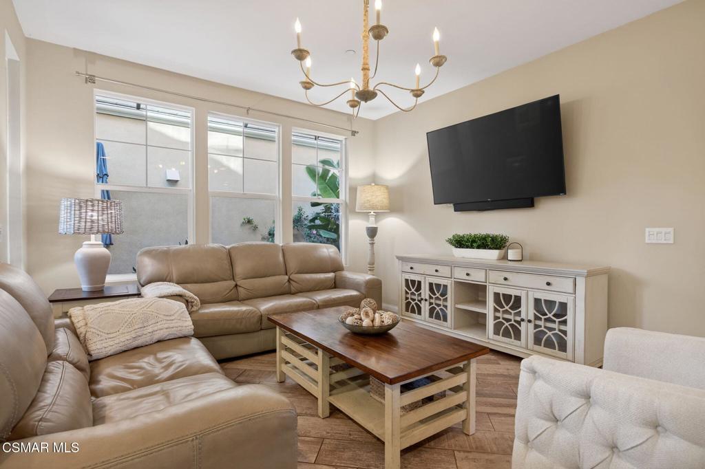 178 Stagetrail Road Camarillo, CA 93010 - Photo 6 of 42