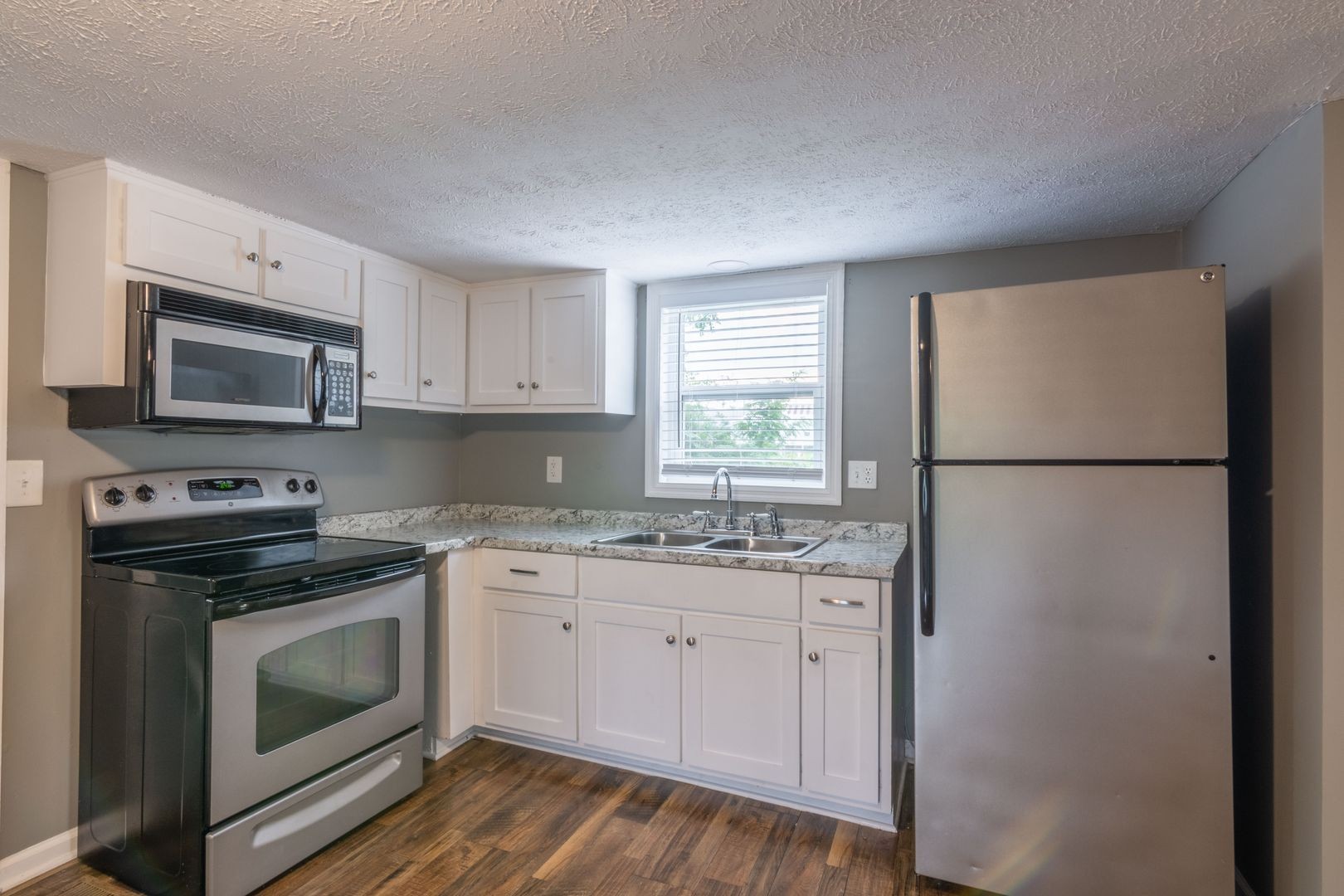 605 Days Road Lafayette, TN 37083 - Photo 5 of 17
