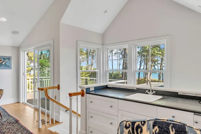 $14,500,000 | 825 Main Street, Vineyard Haven, MA 02568