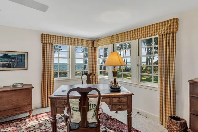 $14,500,000 | 825 Main Street, Vineyard Haven, MA 02568
