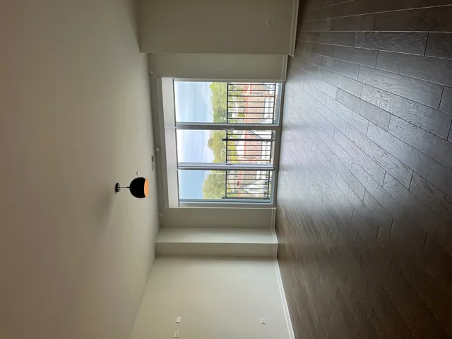 $3,285 | 115 Lake Street, Unit 317, Libertyville, IL 60048