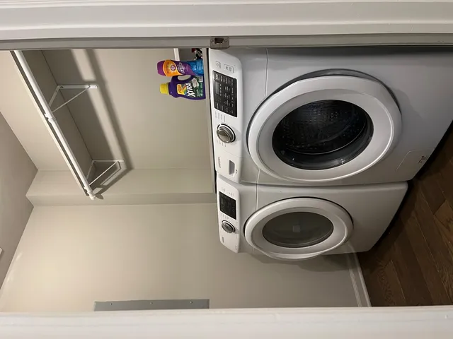 $3,285 | 115 Lake Street, Unit 317, Libertyville, IL 60048