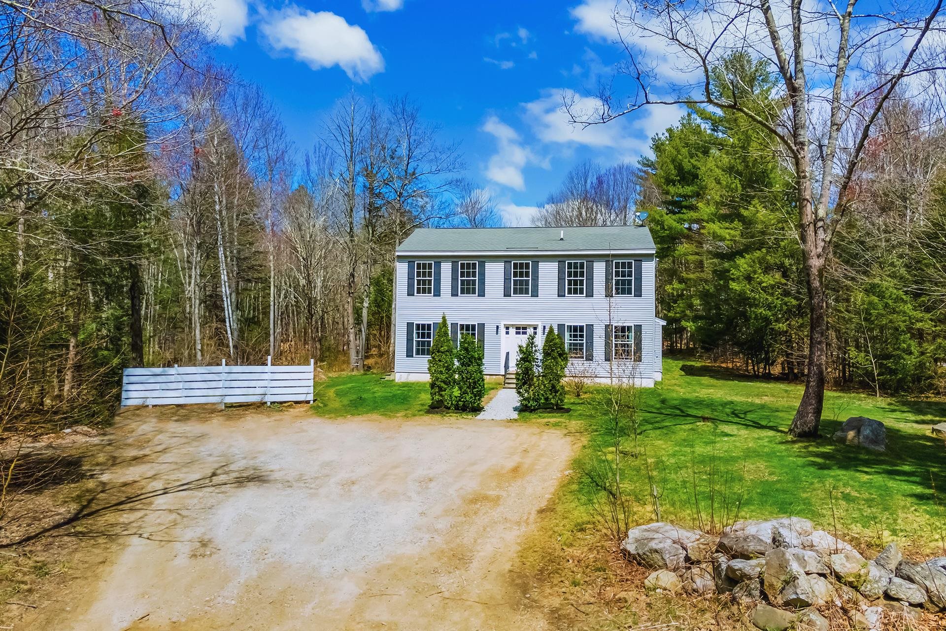 15 Candia Road Deerfield, NH 03037 - Photo 1 of 40