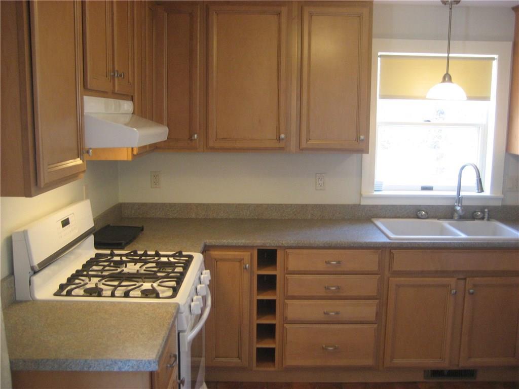 380 Genthner Road Waldoboro, ME 04572 - Photo 15 of 35 Kitchen