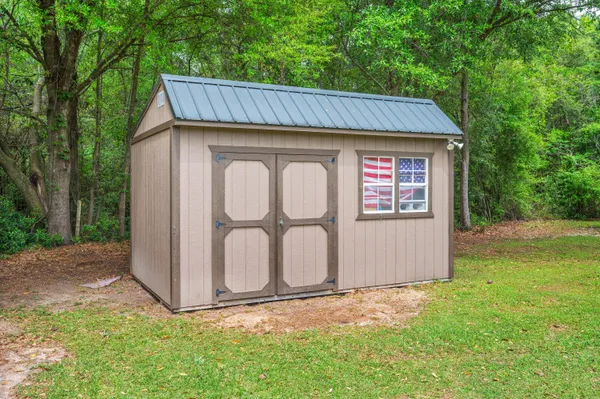 $517,920 | 1465 Mill Creek Drive, Baker, FL 32531