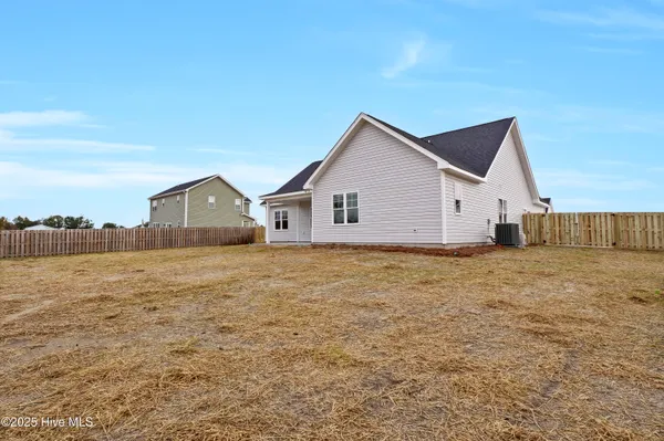 $409,000 | 11 Peach Court, Burgaw, NC 28425