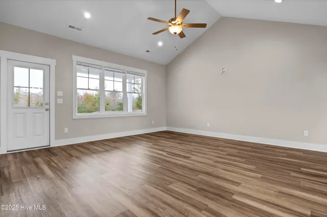 $409,000 | 11 Peach Bluff, Burgaw, NC 28425