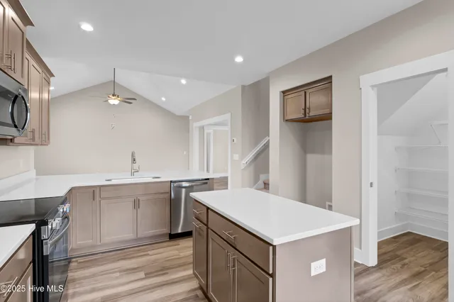 $409,000 | 11 Peach Bluff, Burgaw, NC 28425