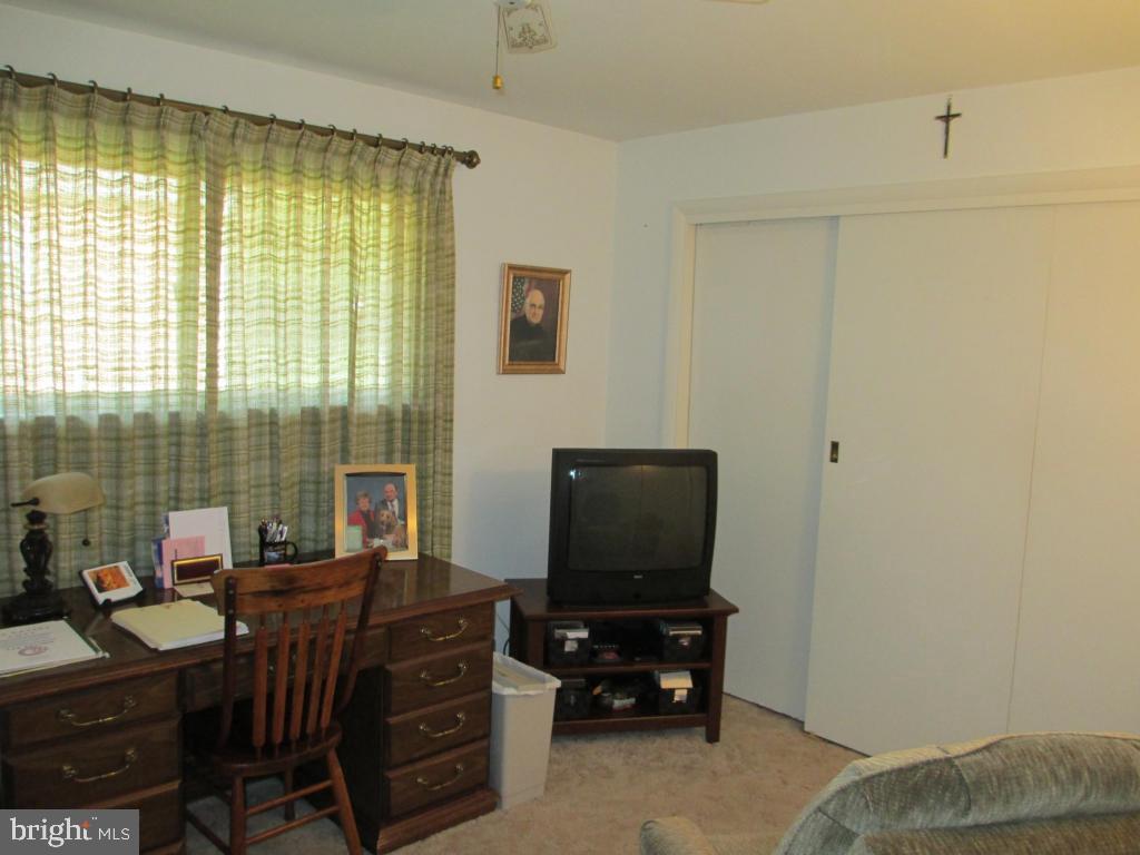2 Springhouse Road Lancaster, PA 17603 - Photo 11 of 14 Gallery Image 11