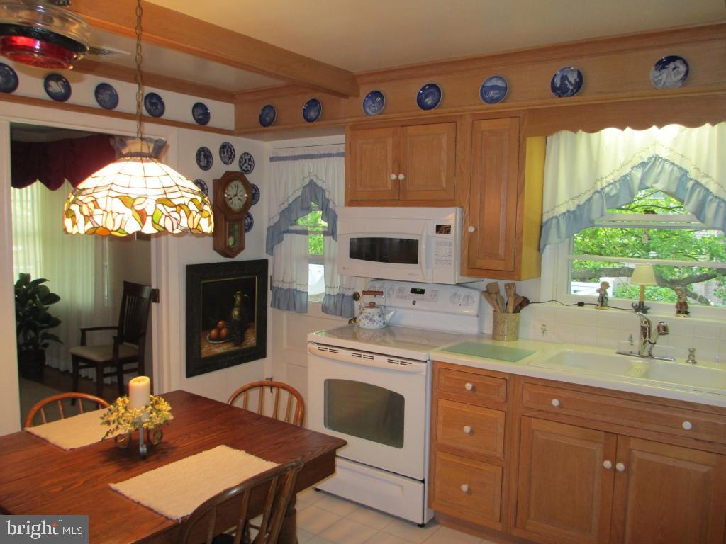 2 Springhouse Road Lancaster, PA 17603 - Photo 8 of 14 Gallery Image 8