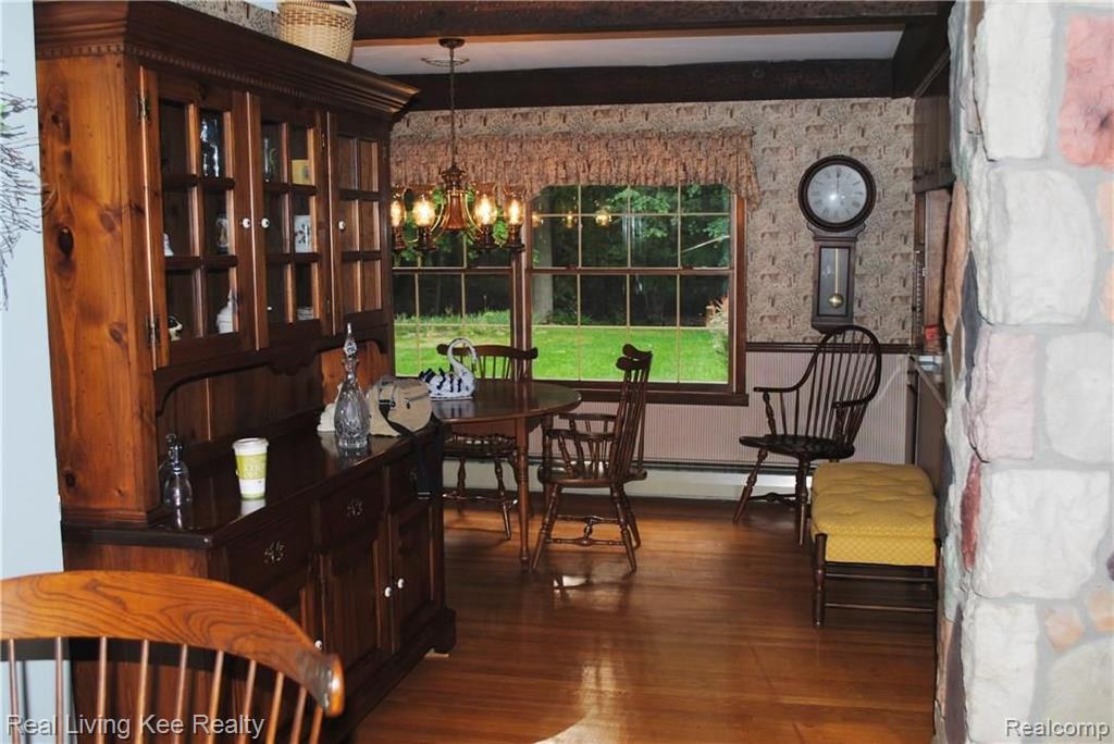 216 Wimberly Drive Rochester Hills, MI 48306 - Photo 10 of 40